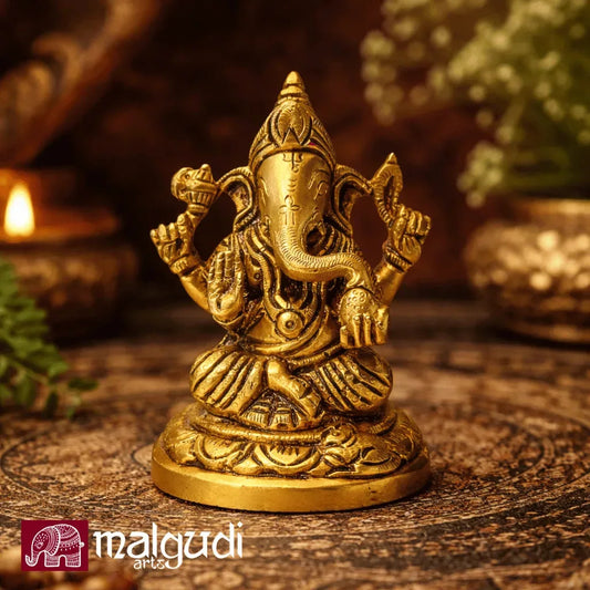 Intricate brass statue of Lord Ganesha, 100% brass