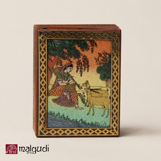 wooden jeweler box , small size, vitange style