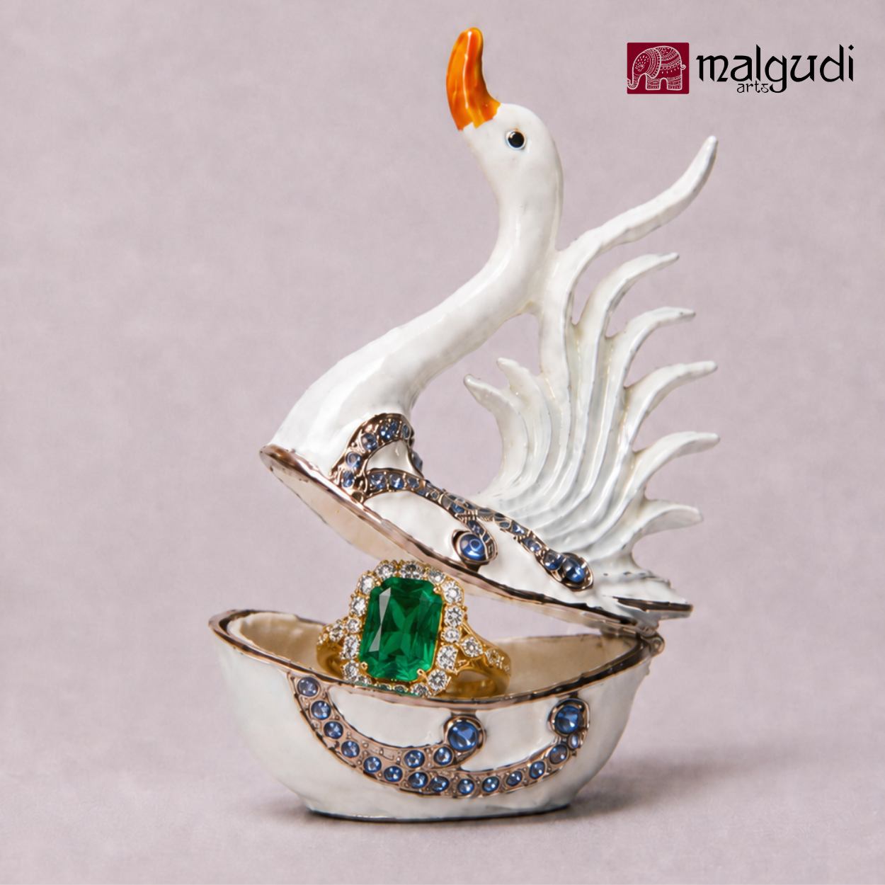 White Swan enamel trinket box, Jewelry organizer, Hand painted